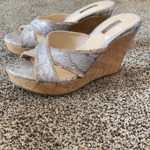 Guess wedges, very cute and stylish! Size 6.5.